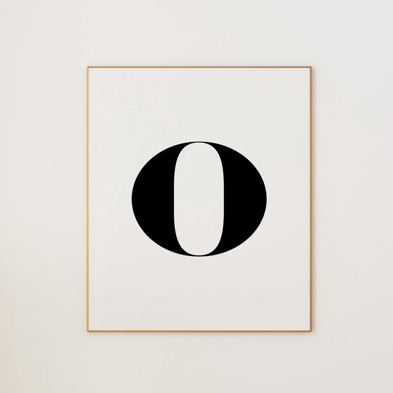 O LETTER B&W
