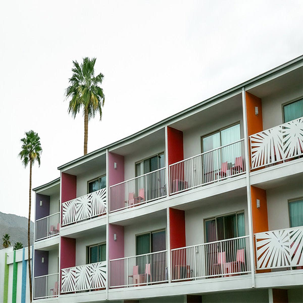 Hotel Saguaro
